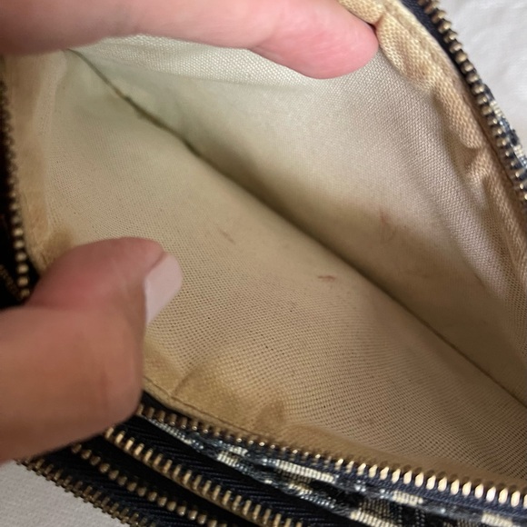 💯Authentic Christian Dior Triple Zip Crossbody Bag - Picture 9 of 10